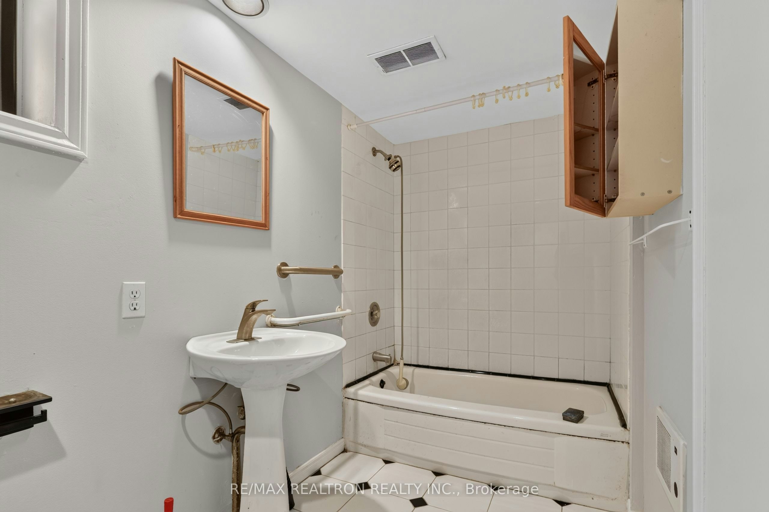 Basement-20 West Hill Drive, Toronto, ON, M1E 3T5 - 11
