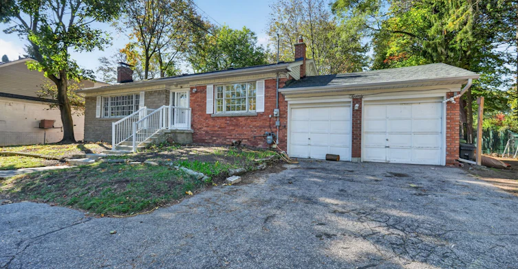 Basement-20 West Hill Drive, Toronto, ON, M1E 3T5