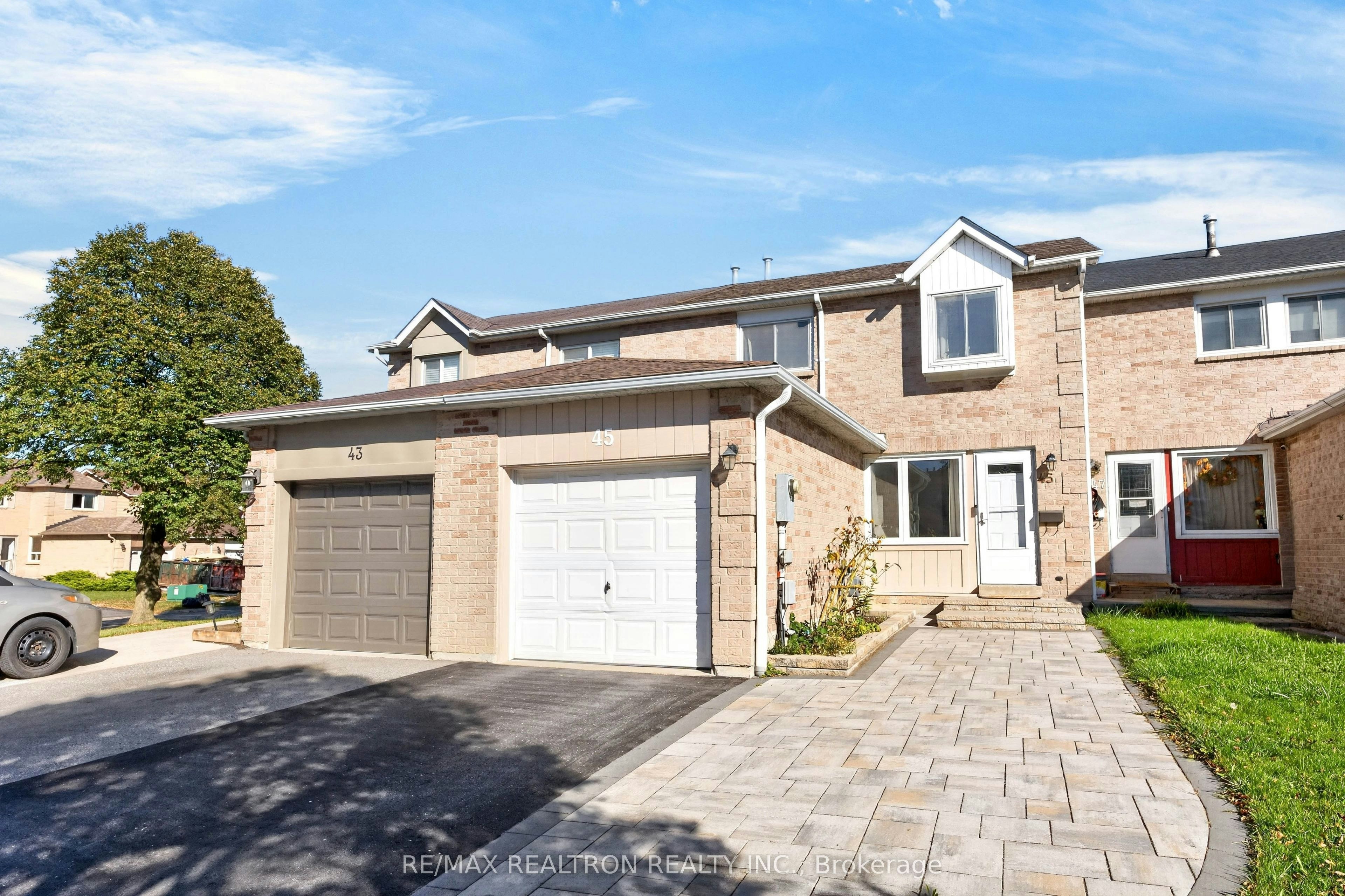 45 Tams Drive, Ajax, ON, L1Z 1A3