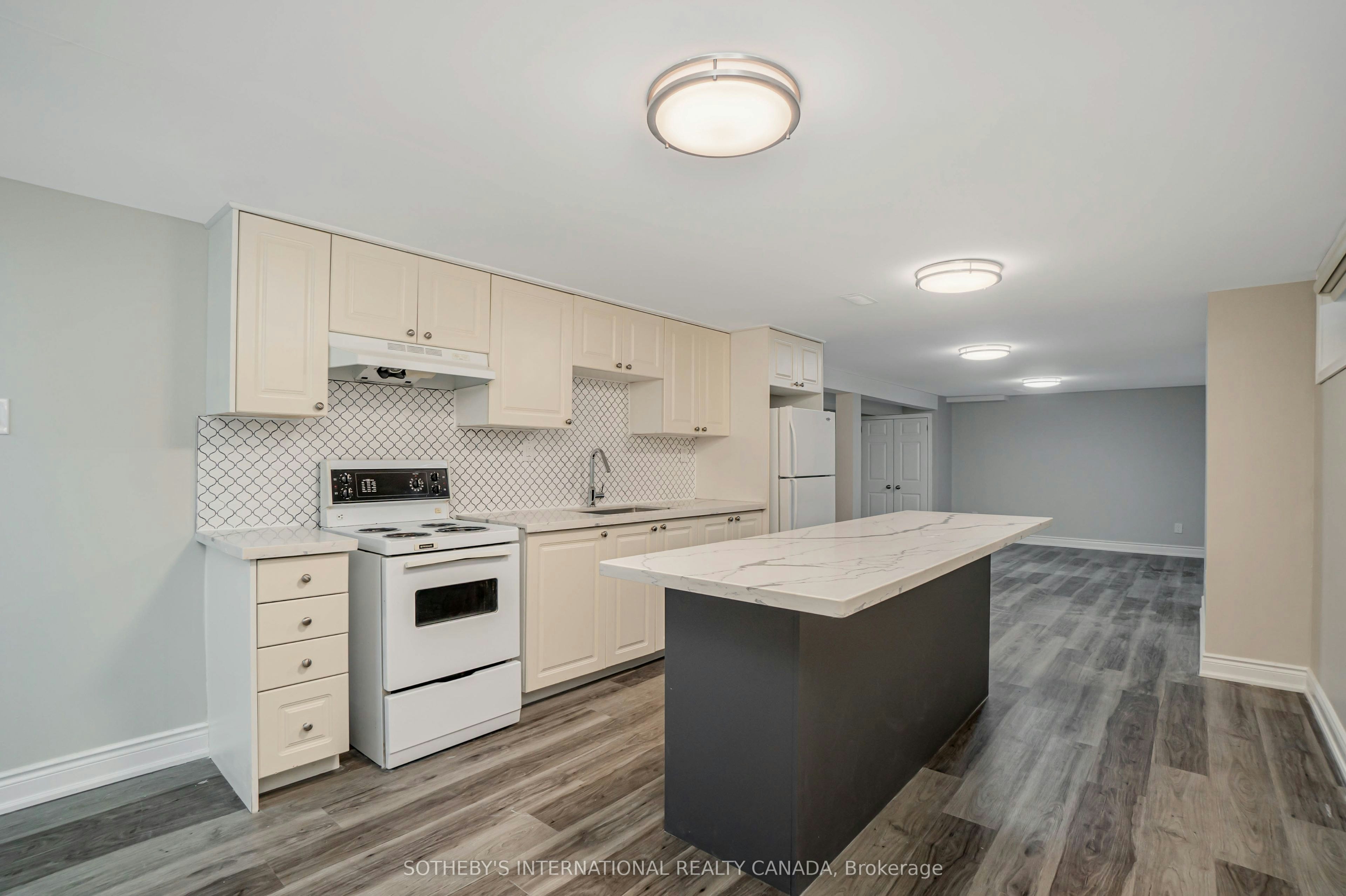 50 Ravenview Drive, Toronto, ON, M1E 3M1 - 19