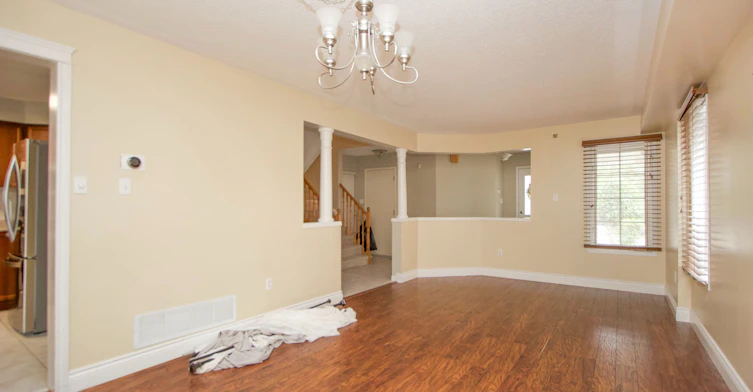 Upper Unit-75 Millburn Drive, Clarington, ON, L1C 5L6 - 8