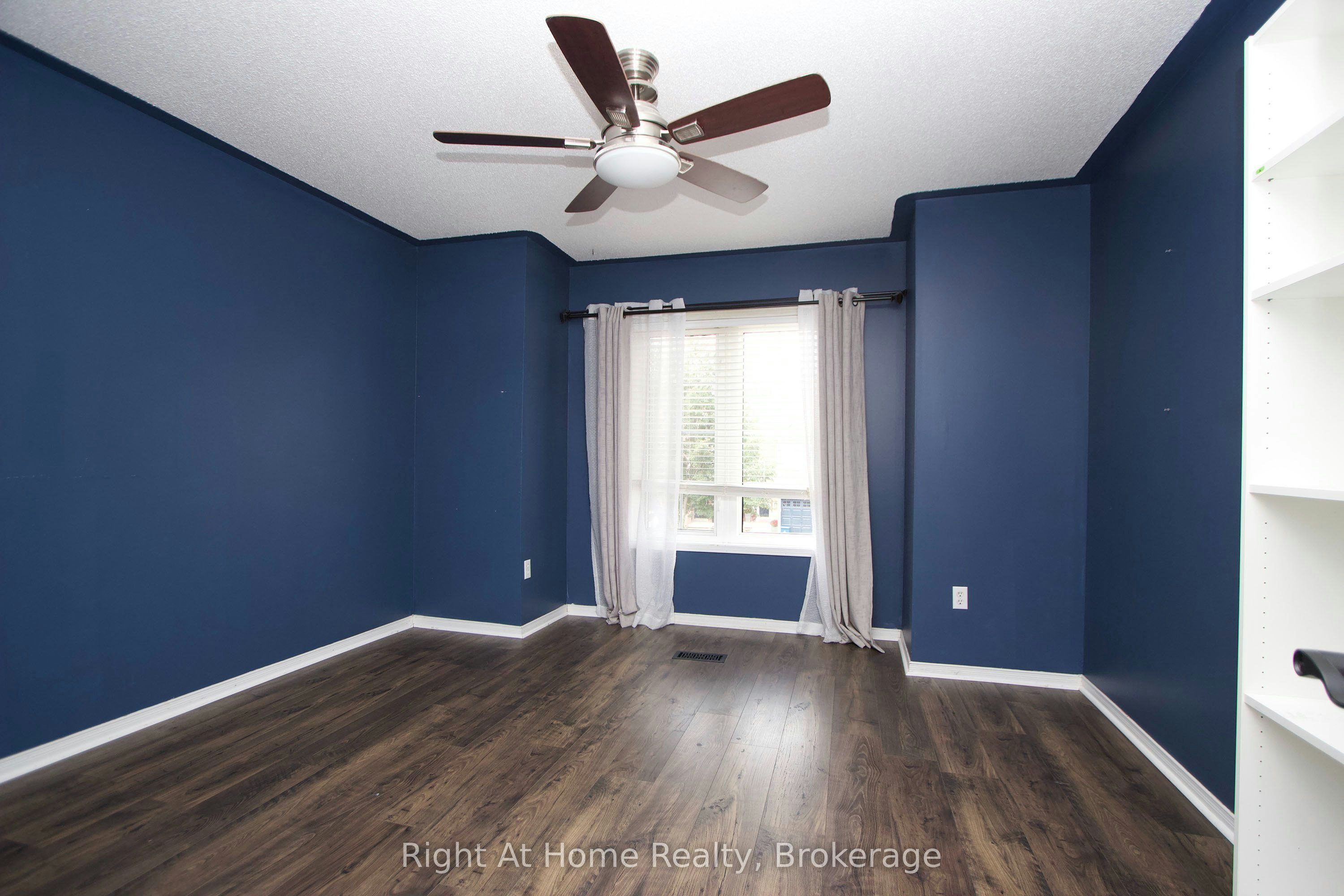 Upper Unit-75 Millburn Drive, Clarington, ON, L1C 5L6 - 22
