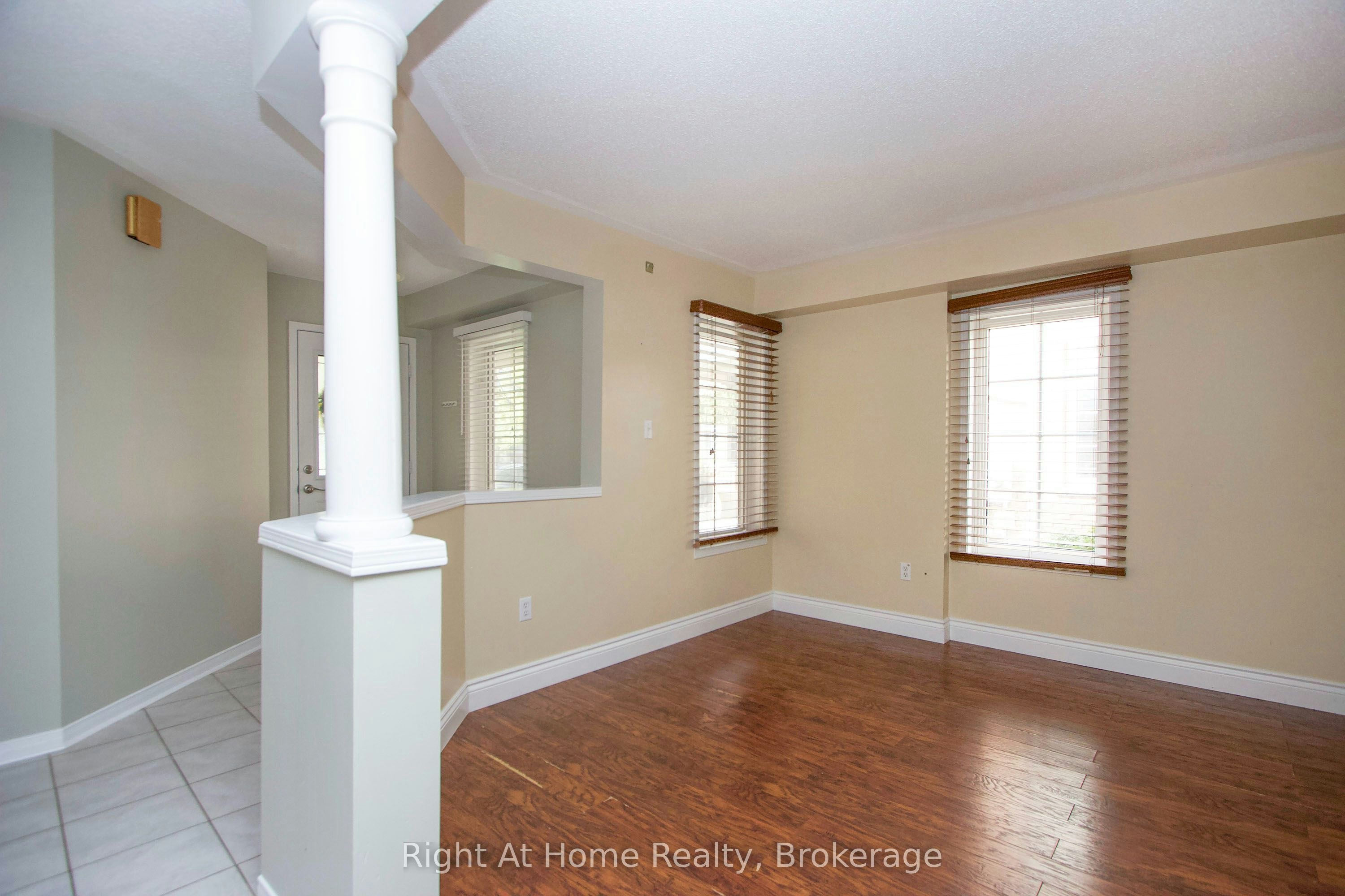 Upper Unit-75 Millburn Drive, Clarington, ON, L1C 5L6 - 4