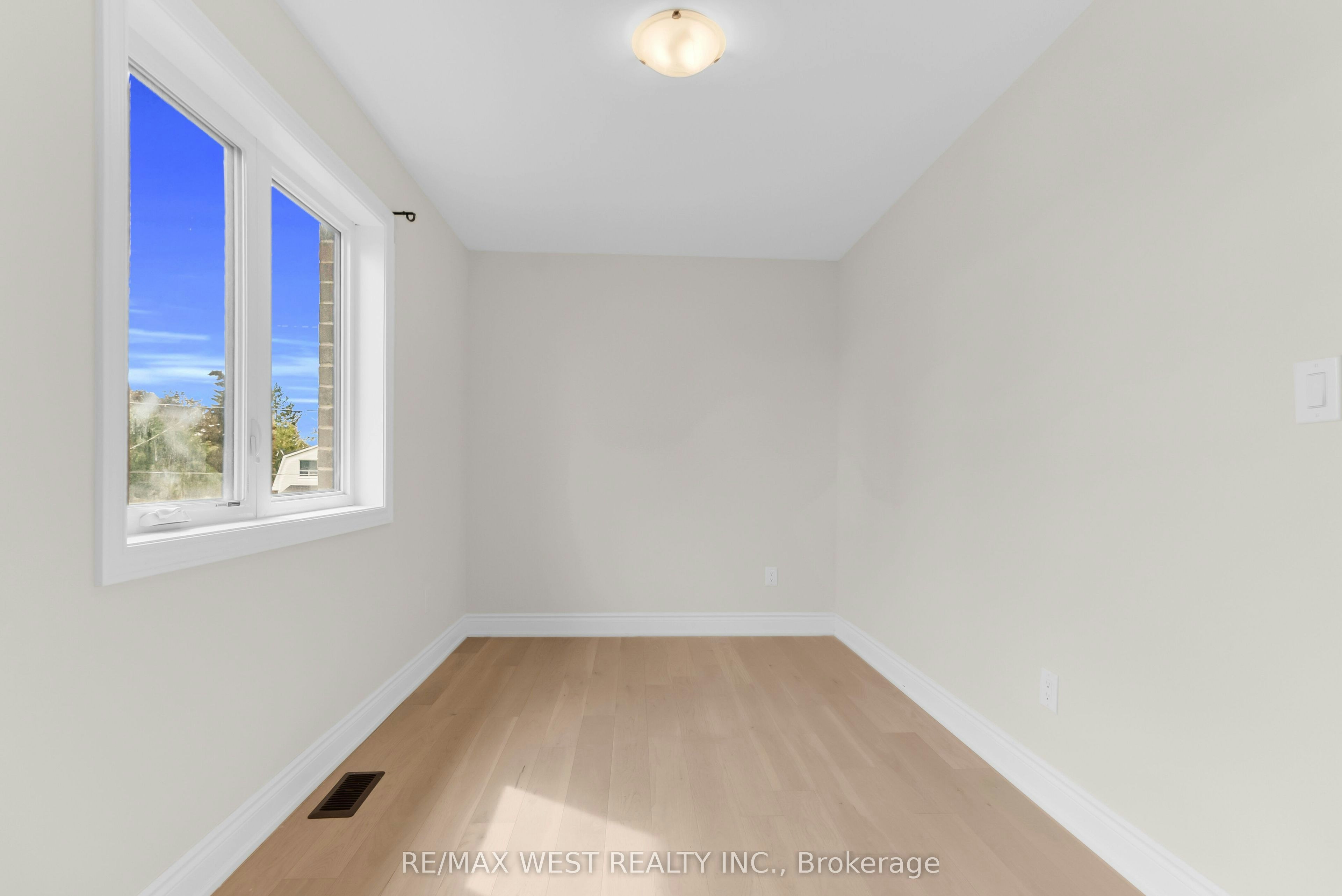 131 Guelph Street, Oshawa, ON, L1H 6H8 - 35