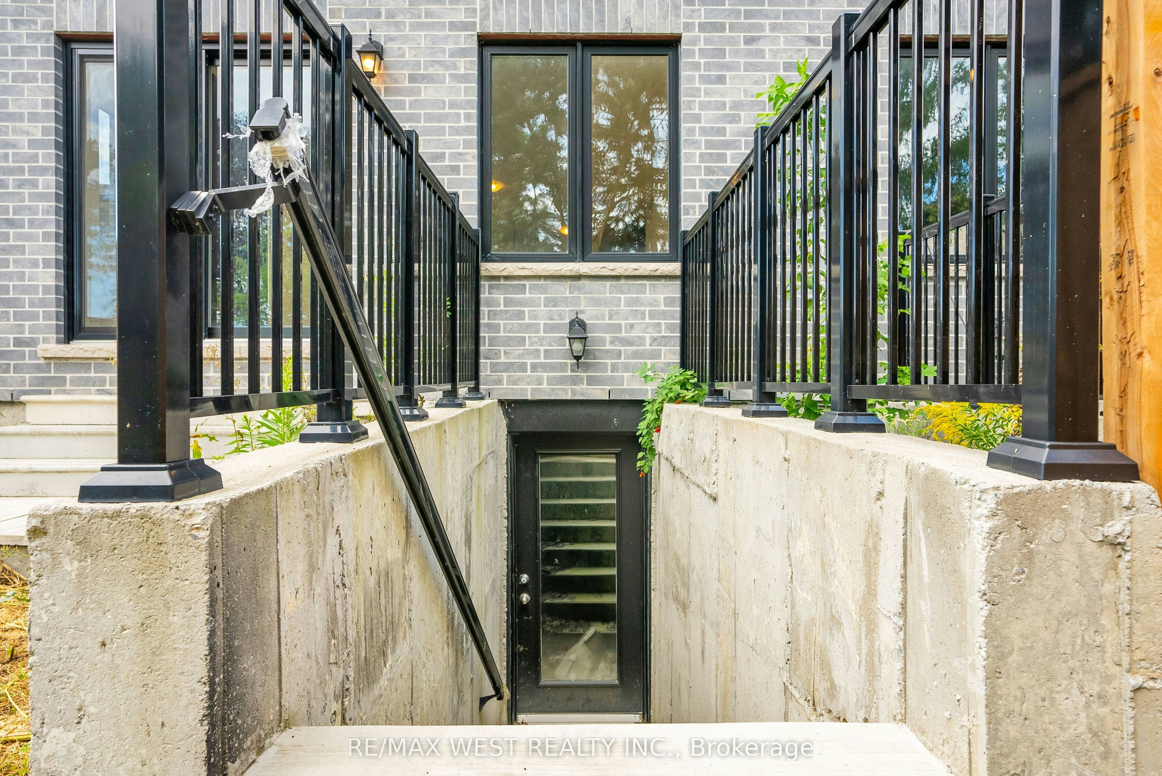 131 Guelph Street, Oshawa, ON, L1H 6H8 - 40