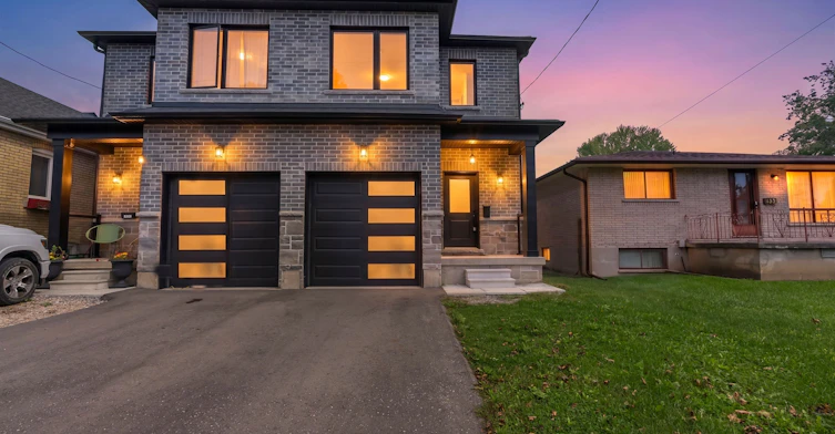 131 Guelph Street, Oshawa, ON, L1H 6H8