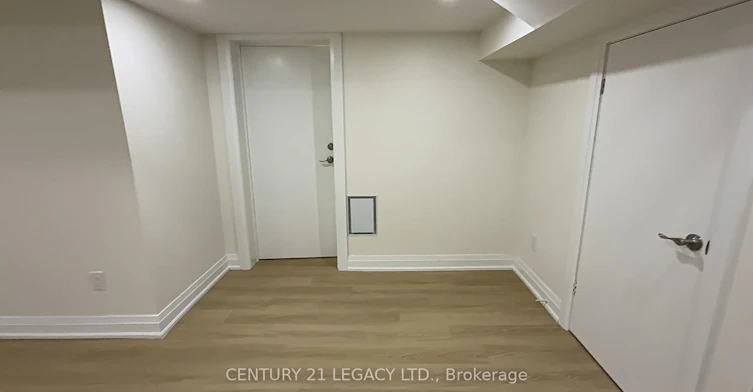 Lower-935 Catskill Drive, Oshawa, ON, L1J 8J9 - 8