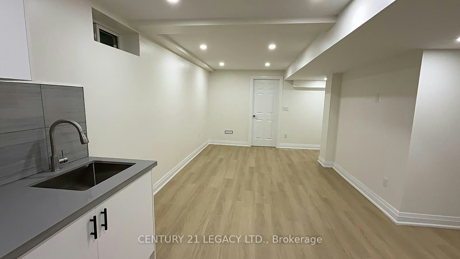 Lower-935 Catskill Drive, Oshawa, ON, L1J 8J9