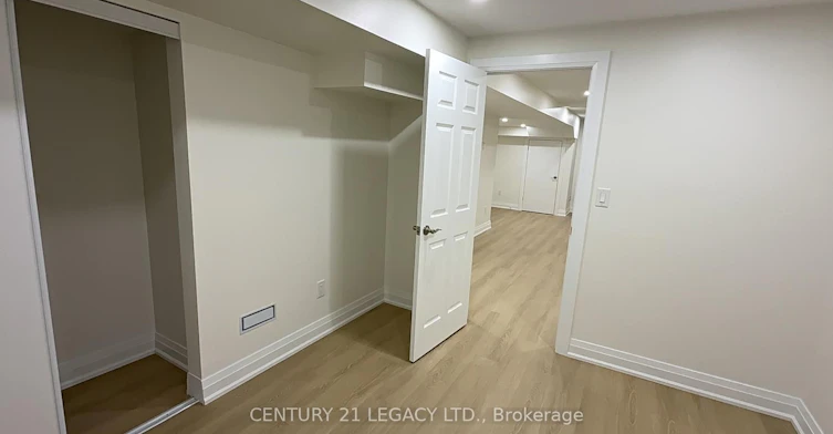 Lower-935 Catskill Drive, Oshawa, ON, L1J 8J9 - 11