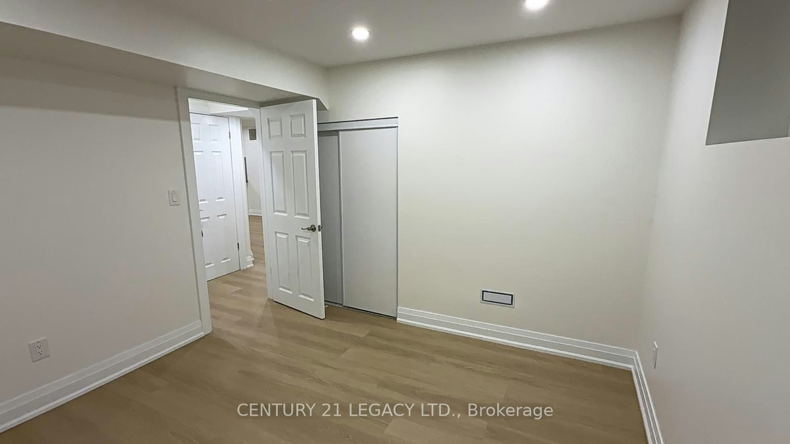 Lower-935 Catskill Drive, Oshawa, ON, L1J 8J9 - 15