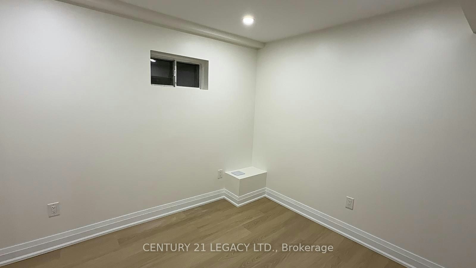 Lower-935 Catskill Drive, Oshawa, ON, L1J 8J9 - 10