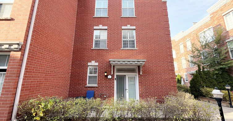 1 Fairhead Mews, Toronto, ON, M4E 3Y4 - 38