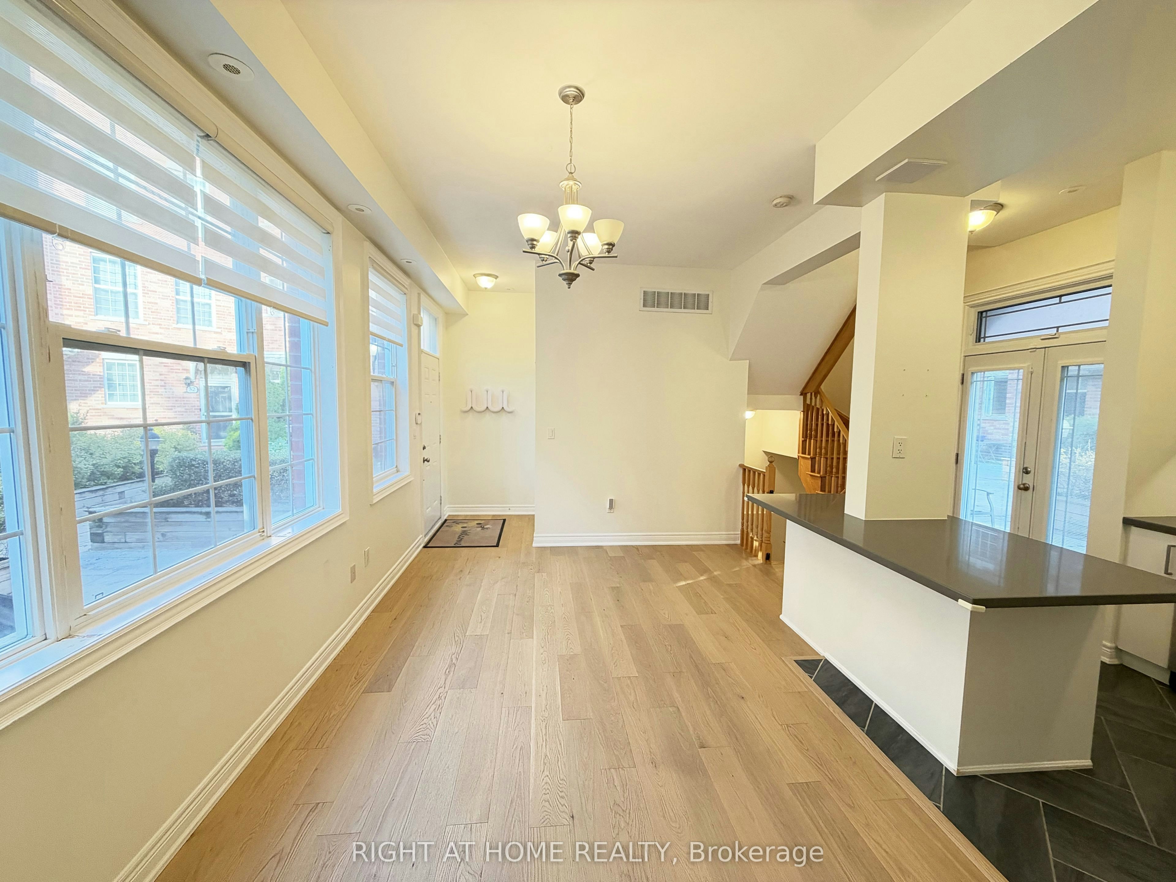 1 Fairhead Mews, Toronto, ON, M4E 3Y4 - 35