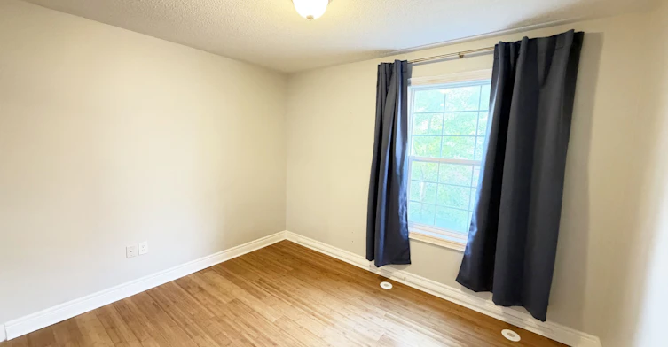 1 Fairhead Mews, Toronto, ON, M4E 3Y4 - 23