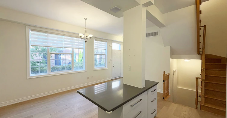 1 Fairhead Mews, Toronto, ON, M4E 3Y4 - 11