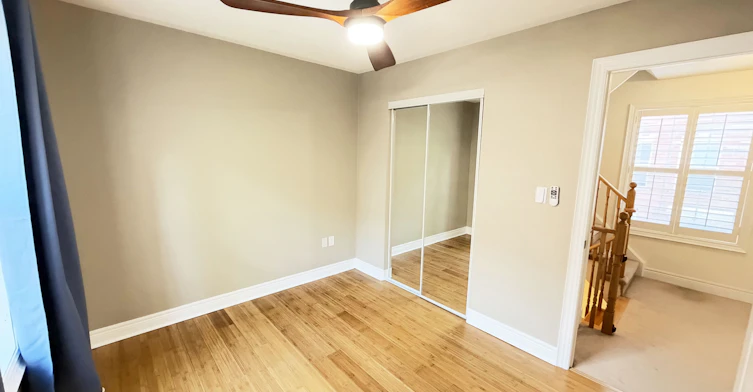 1 Fairhead Mews, Toronto, ON, M4E 3Y4 - 25