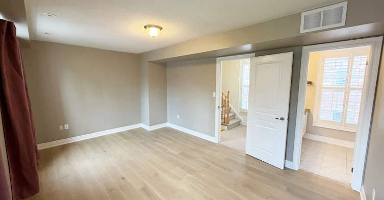 1 Fairhead Mews, Toronto, ON, M4E 3Y4 - 17
