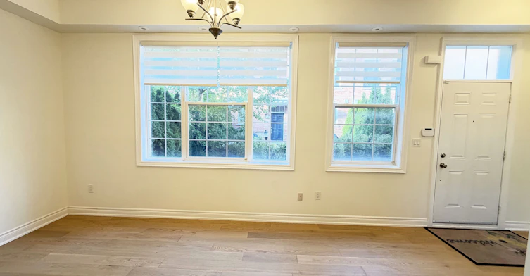 1 Fairhead Mews, Toronto, ON, M4E 3Y4 - 12