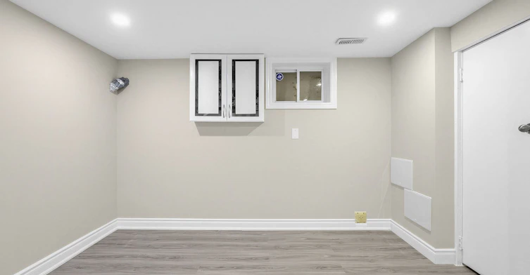 LOWER-14 Flora Drive, Toronto, ON, M1P 1A3 - 17