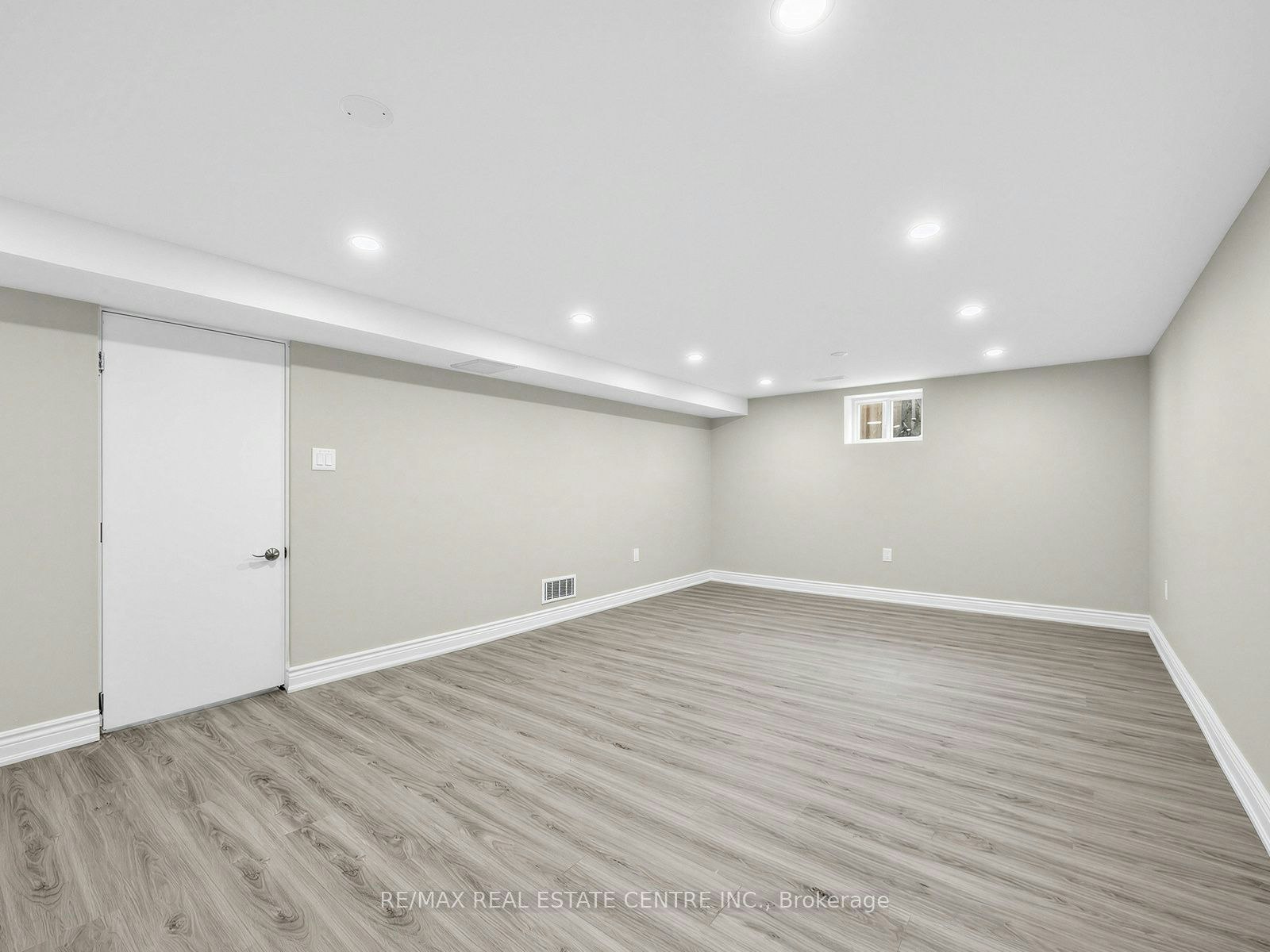 LOWER-14 Flora Drive, Toronto, ON, M1P 1A3 - 11