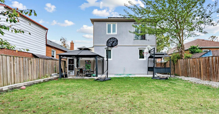 LOWER-14 Flora Drive, Toronto, ON, M1P 1A3 - 19