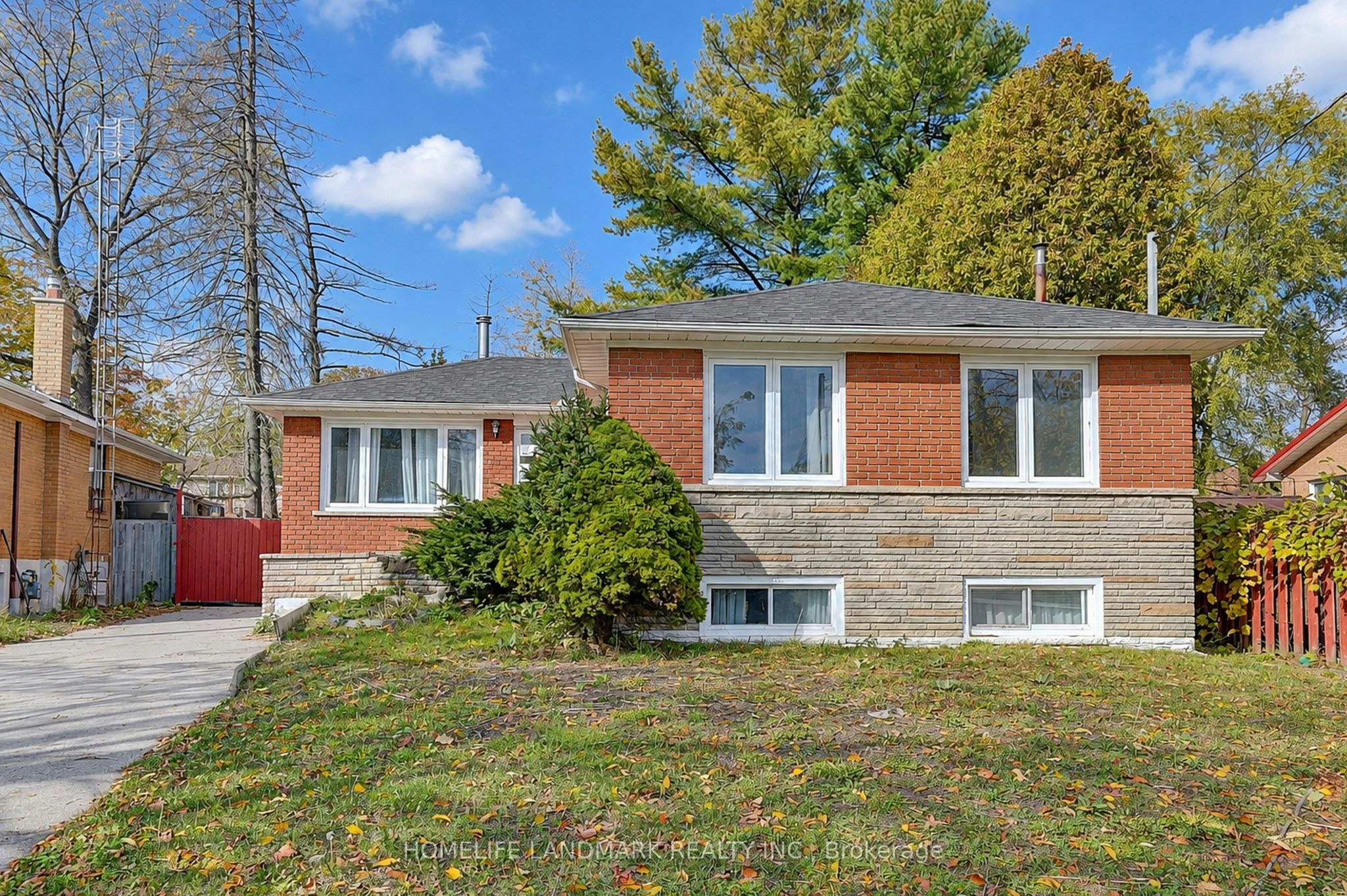 84 Melchior Drive, Toronto, ON, M1E 3W5