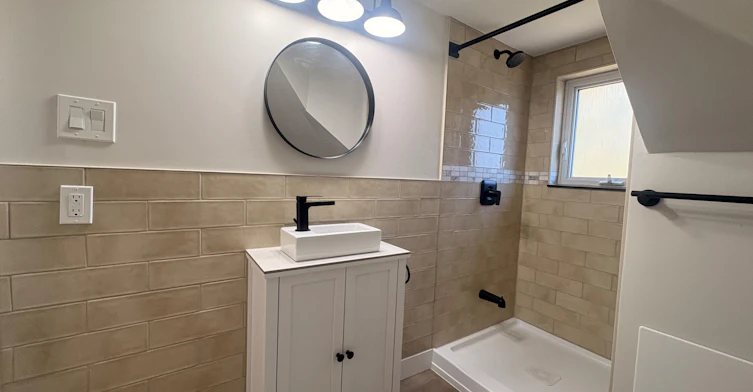 Upper-137 Rosehill Boulevard, Oshawa, ON, L1J 5G8 - 11