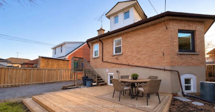 Upper-137 Rosehill Boulevard, Oshawa, ON, L1J 5G8 - 14