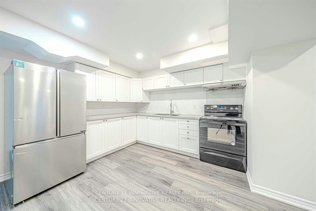 Bsmt-1894 Woodview Avenue, Pickering, ON, L1V 1L6 - 3