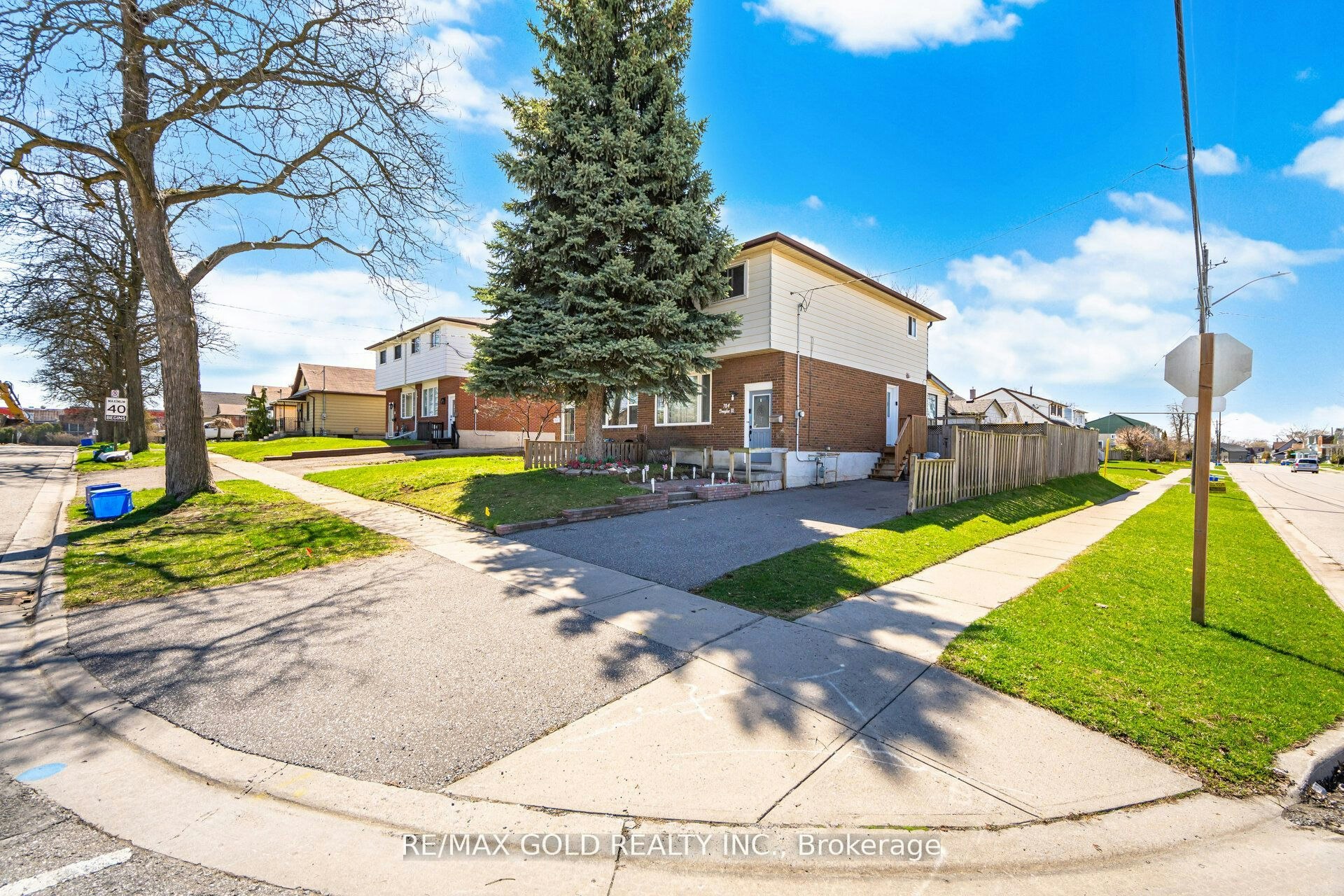 784 Douglas Street, Oshawa, ON, L1H 5C9 - 3