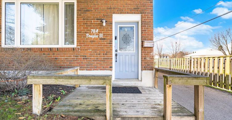 784 Douglas Street, Oshawa, ON, L1H 5C9 - 4