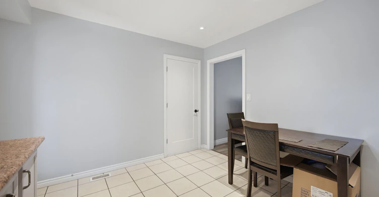 784 Douglas Street, Oshawa, ON, L1H 5C9 - 9