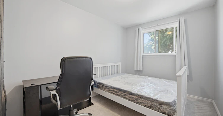 784 Douglas Street, Oshawa, ON, L1H 5C9 - 21