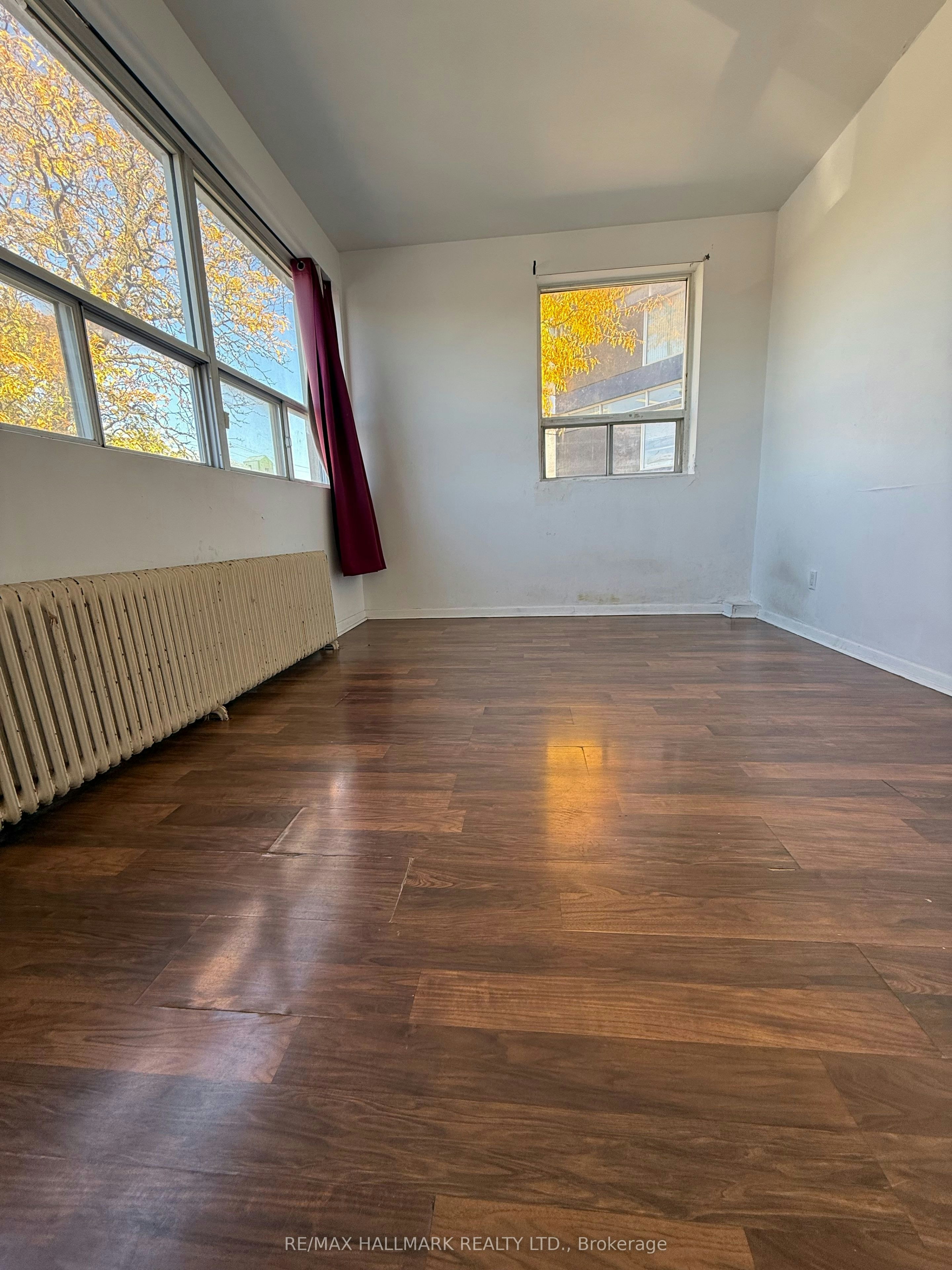 6-2881 Lawrence Street, Toronto, ON, M1P 2S9 - 5