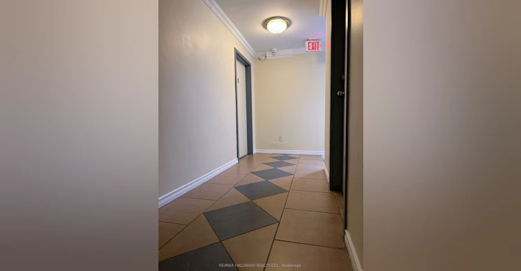 6-2881 Lawrence Street, Toronto, ON, M1P 2S9 - 9