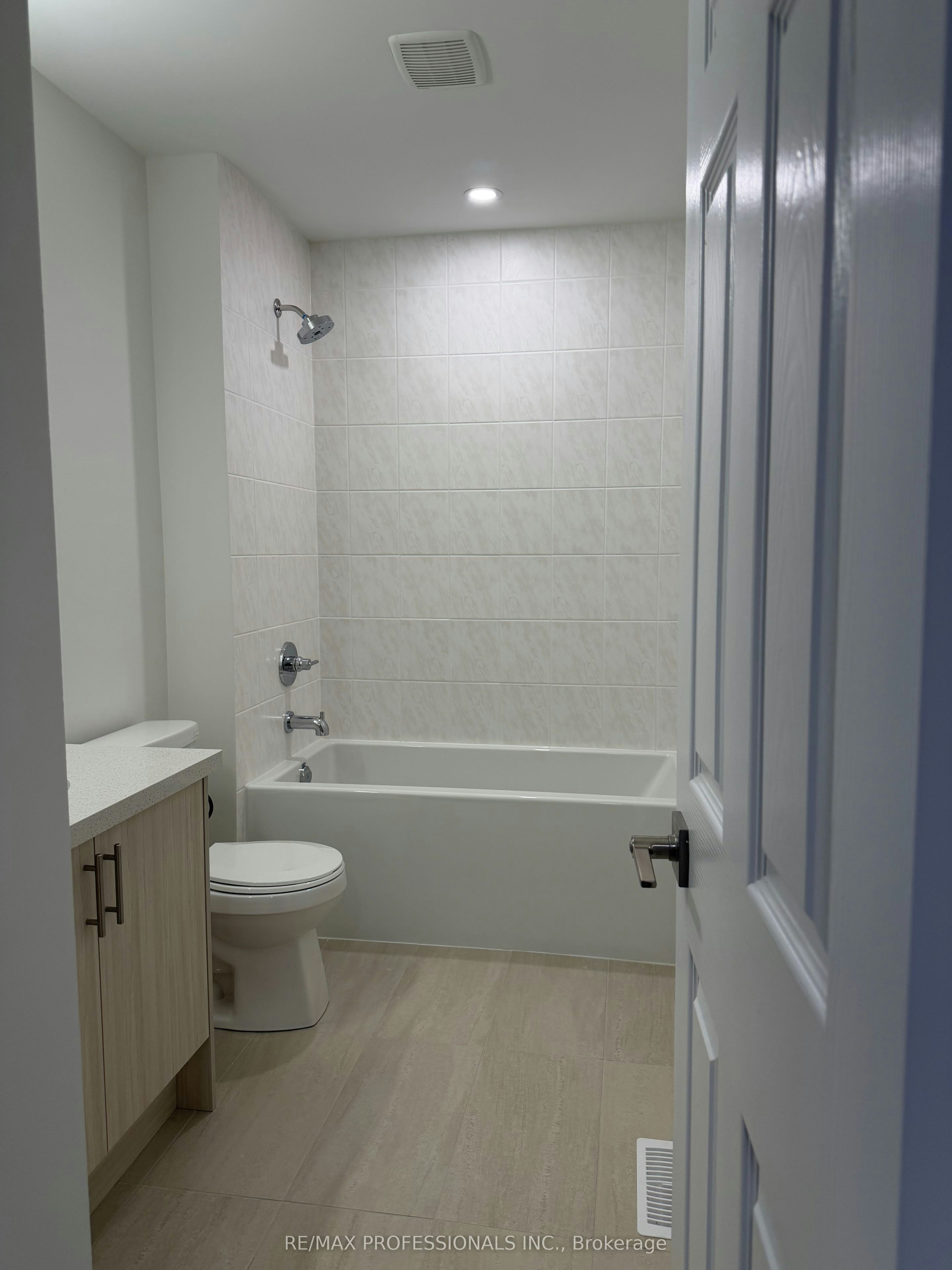 94 Robert Woodward Trail, Clarington, ON, L1C 0T9 - 23
