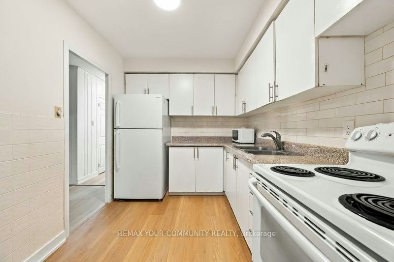206-825 Kennedy Road, Toronto, ON, M1K 2E6 - 8