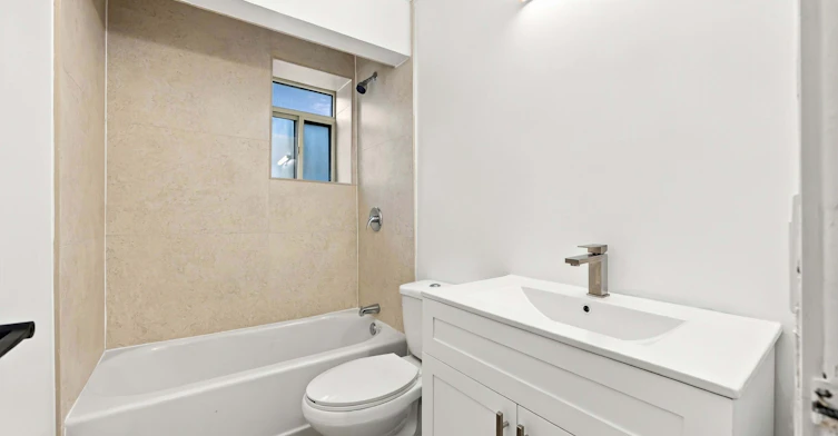 206-825 Kennedy Road, Toronto, ON, M1K 2E6 - 12