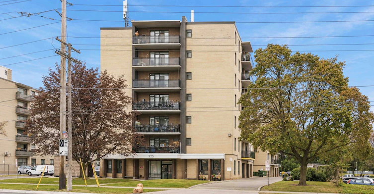 206-825 Kennedy Road, Toronto, ON, M1K 2E6 - 2