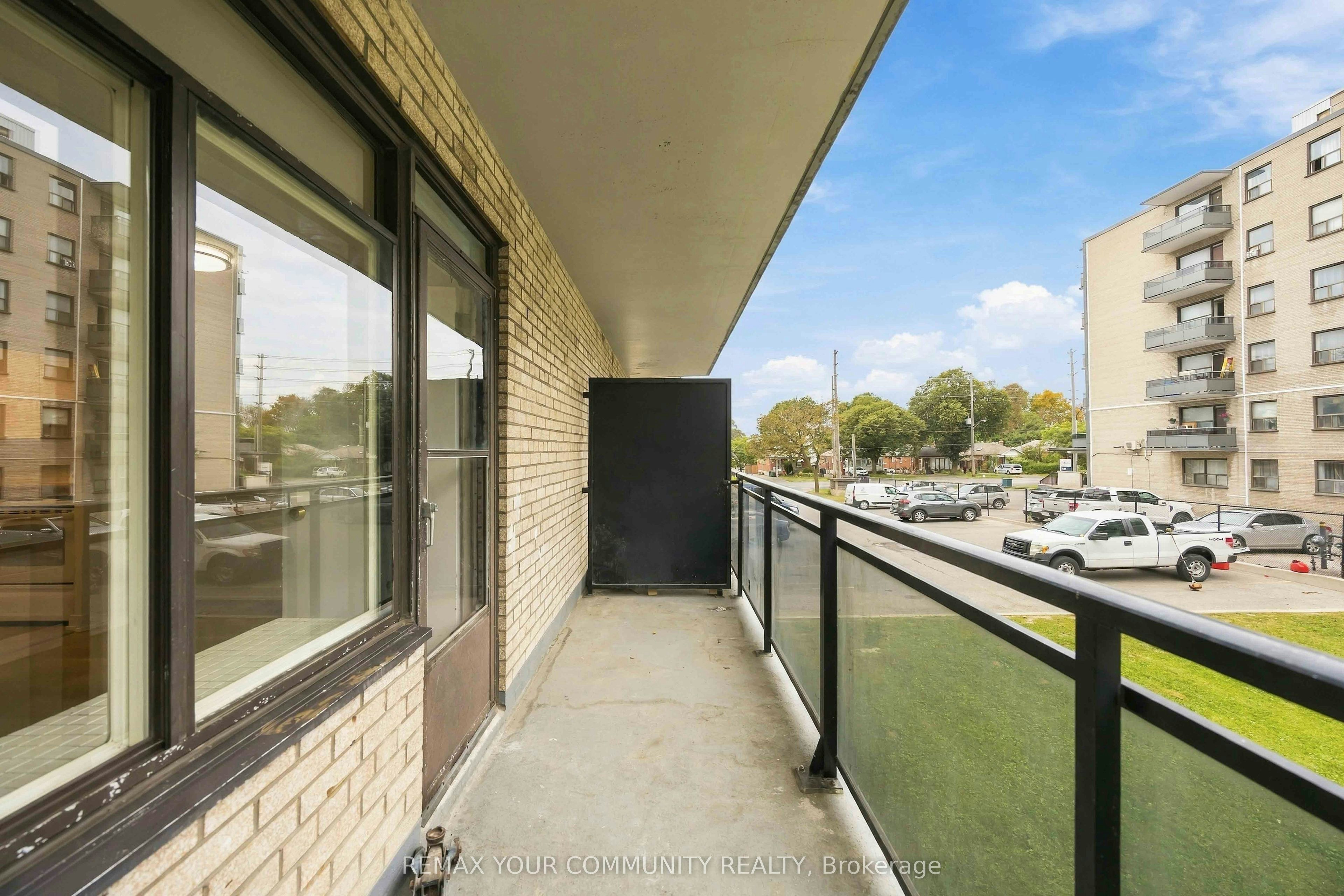 206-825 Kennedy Road, Toronto, ON, M1K 2E6 - 18
