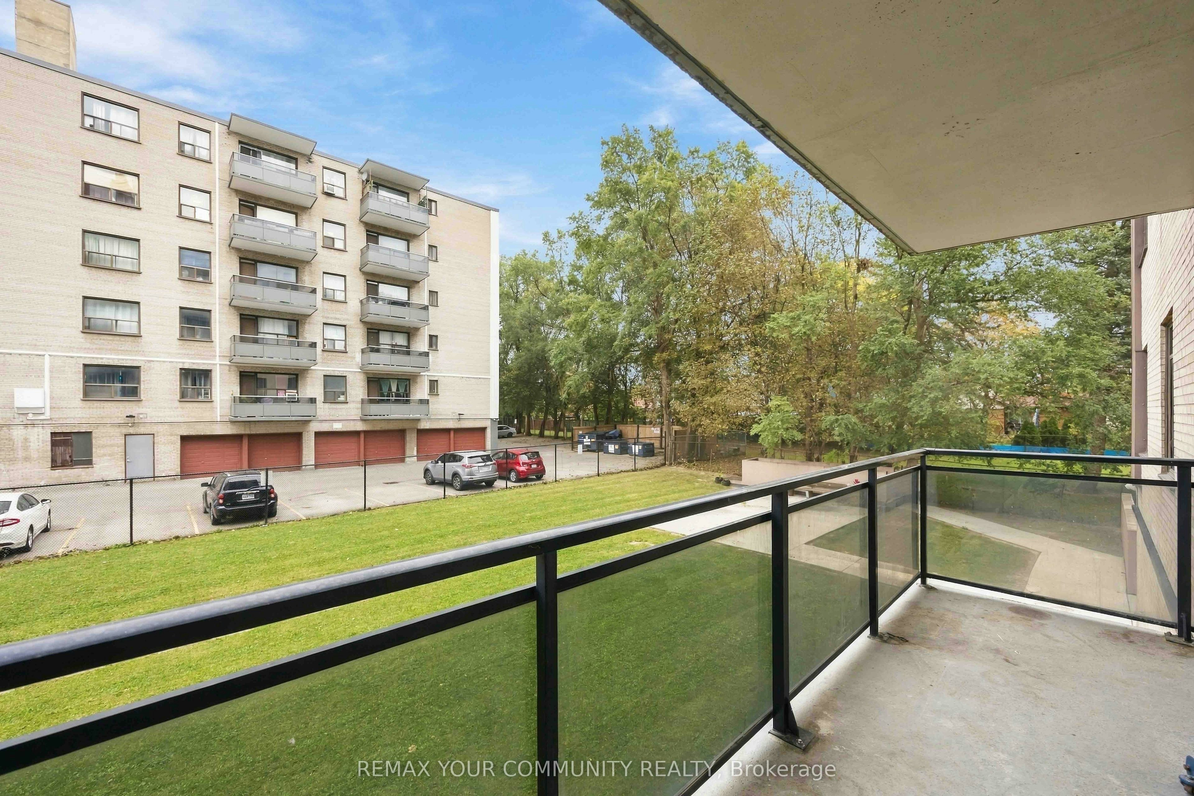 206-825 Kennedy Road, Toronto, ON, M1K 2E6 - 17