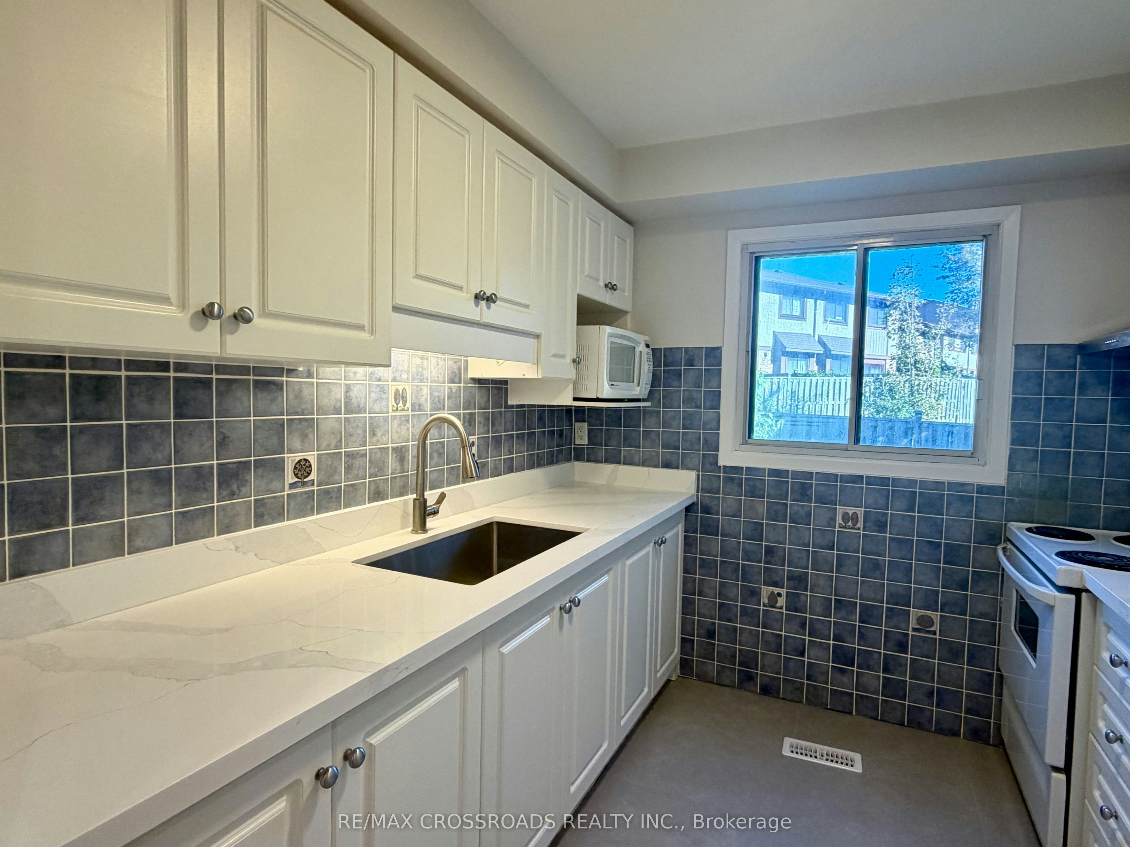 33-24 Fundy Bay Boulevard, Toronto, ON, M1W 3A4 - 5