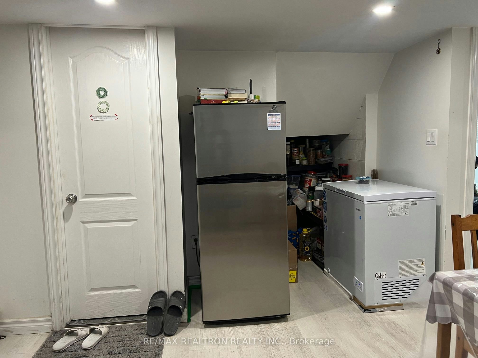 Bsmt-106 Gradwell Drive, Toronto, ON, M1M 2N2 - 6