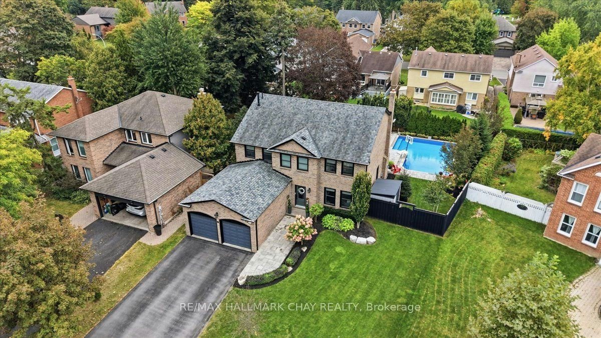 5 Draper Court, Whitby, ON, L1P 1G7