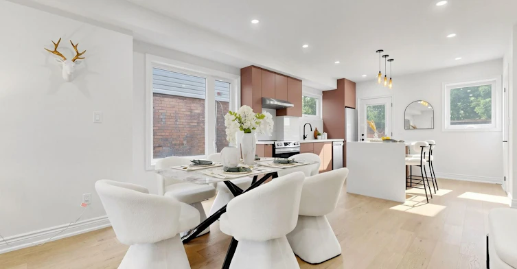 548 Glebeholme Boulevard, Toronto, ON, M4C 1V4 - 7
