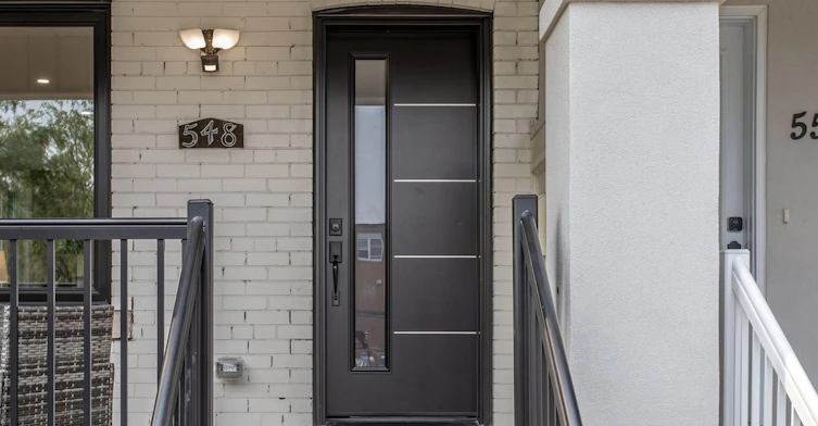 548 Glebeholme Boulevard, Toronto, ON, M4C 1V4 - 2