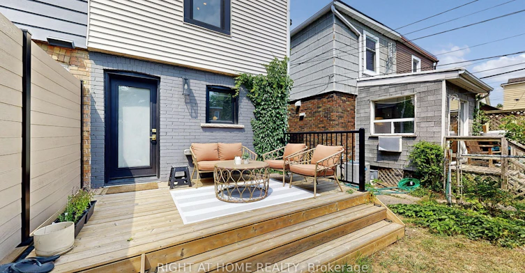 201 Springdale Boulevard, Toronto, ON, M4C 1Z6 - 37