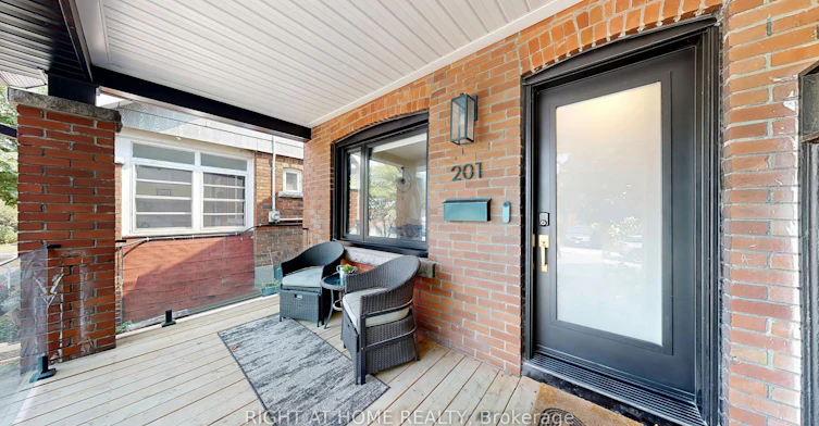 201 Springdale Boulevard, Toronto, ON, M4C 1Z6 - 3