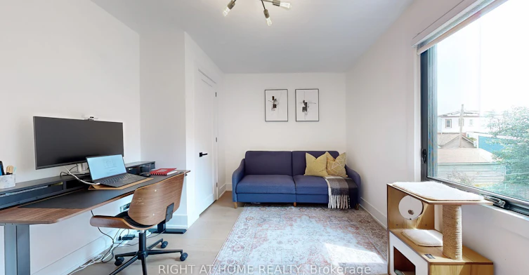 201 Springdale Boulevard, Toronto, ON, M4C 1Z6 - 21