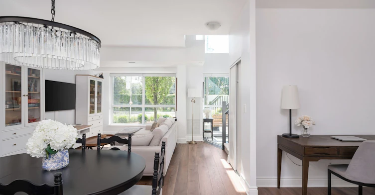 TH10-1350 Kingston Road, Toronto, ON, M1N 1P9 - 9